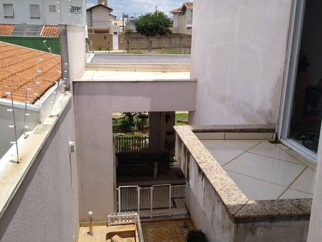Sobrado para Venda em Moji Mirim - 4