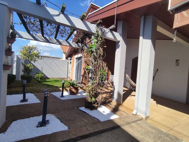 #594 - Casa para Venda em Mogi Guaçu - SP - 2