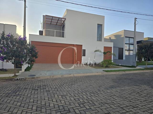 #641 - Casa para Venda em Moji Mirim - SP