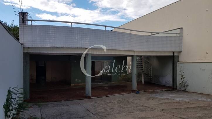 Casa à venda com 3 quartos, 250m² - Foto 4