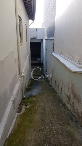 Casa à venda com 3 quartos, 250m² - Foto 7