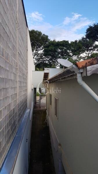 Casa à venda com 3 quartos, 250m² - Foto 8