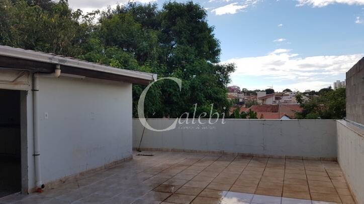 Casa à venda com 3 quartos, 250m² - Foto 10