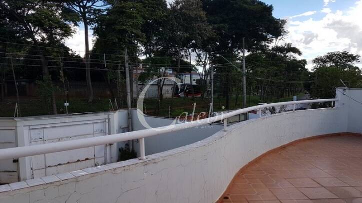 Casa à venda com 3 quartos, 250m² - Foto 44
