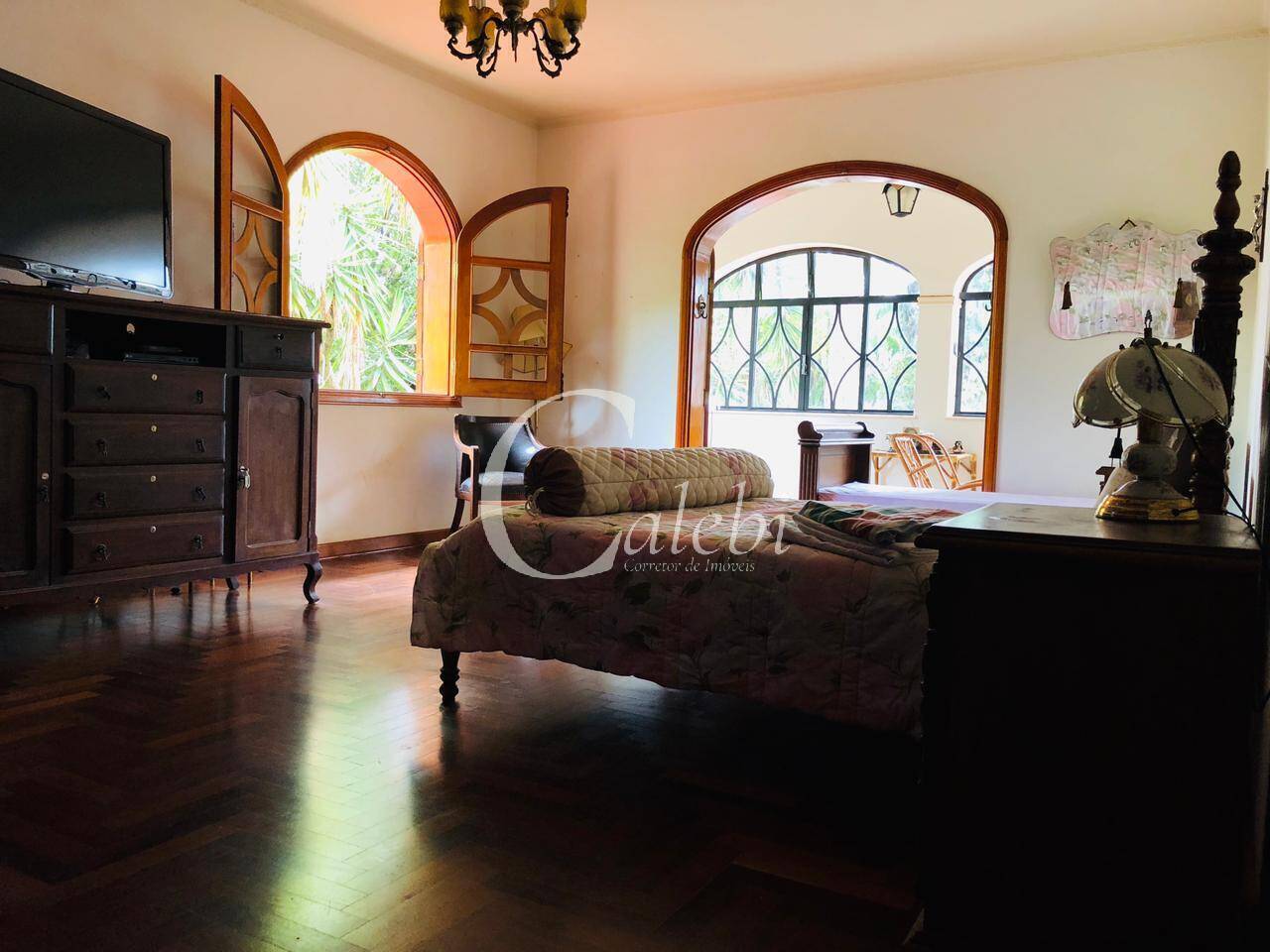 Casa à venda com 5 quartos, 890m² - Foto 10