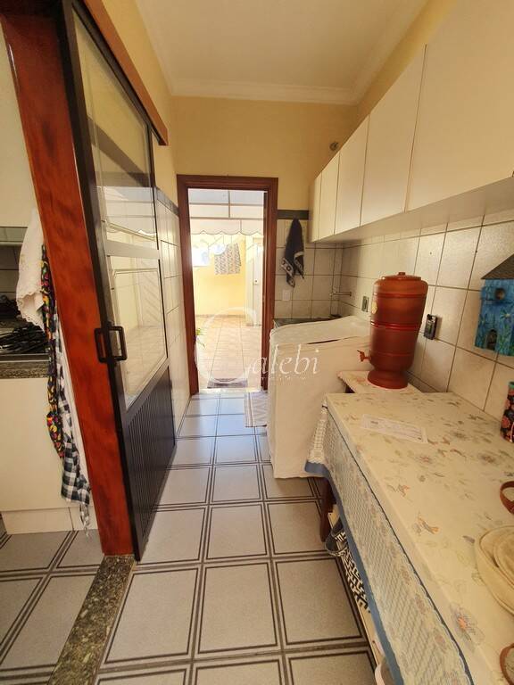 Casa à venda com 3 quartos, 190m² - Foto 13