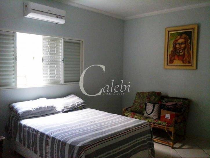 Casa, 3 quartos, 180 m² - Foto 2