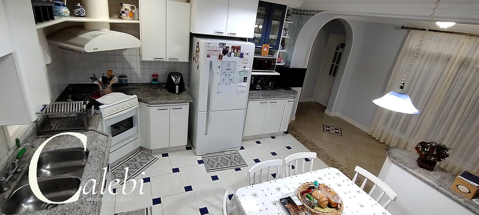 Casa, 3 quartos, 303 m² - Foto 7