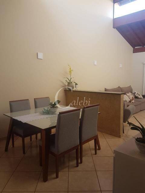 Casa, 3 quartos, 175 m² - Foto 2