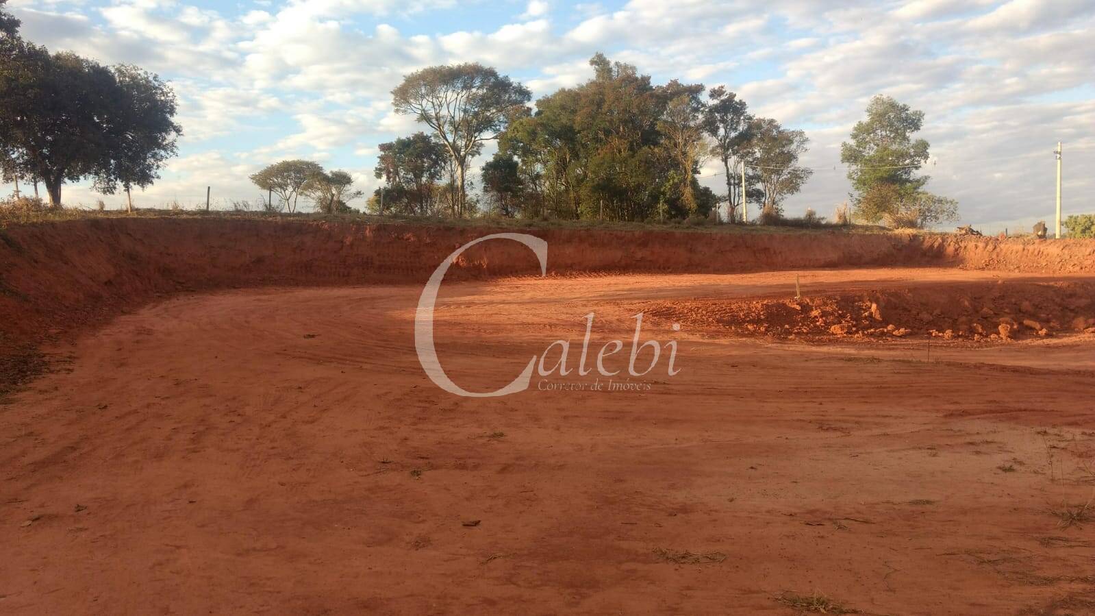 Chácara à venda com 1 quarto, 6294m² - Foto 2