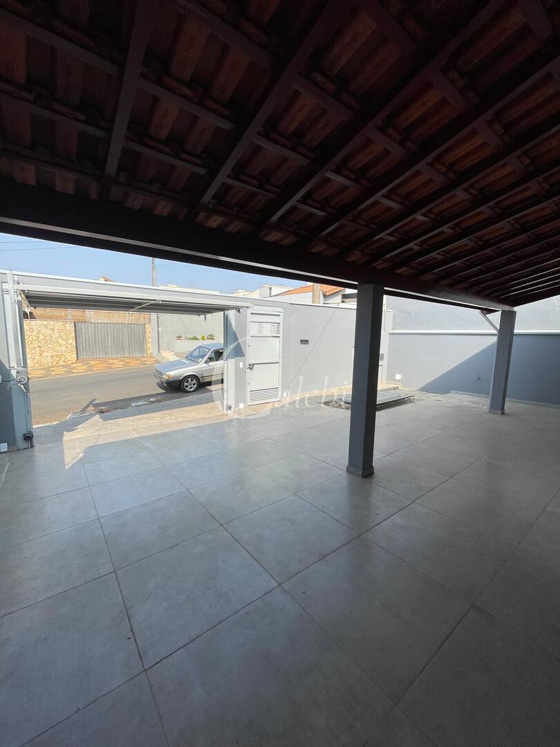 Casa, 3 quartos, 189 m² - Foto 2