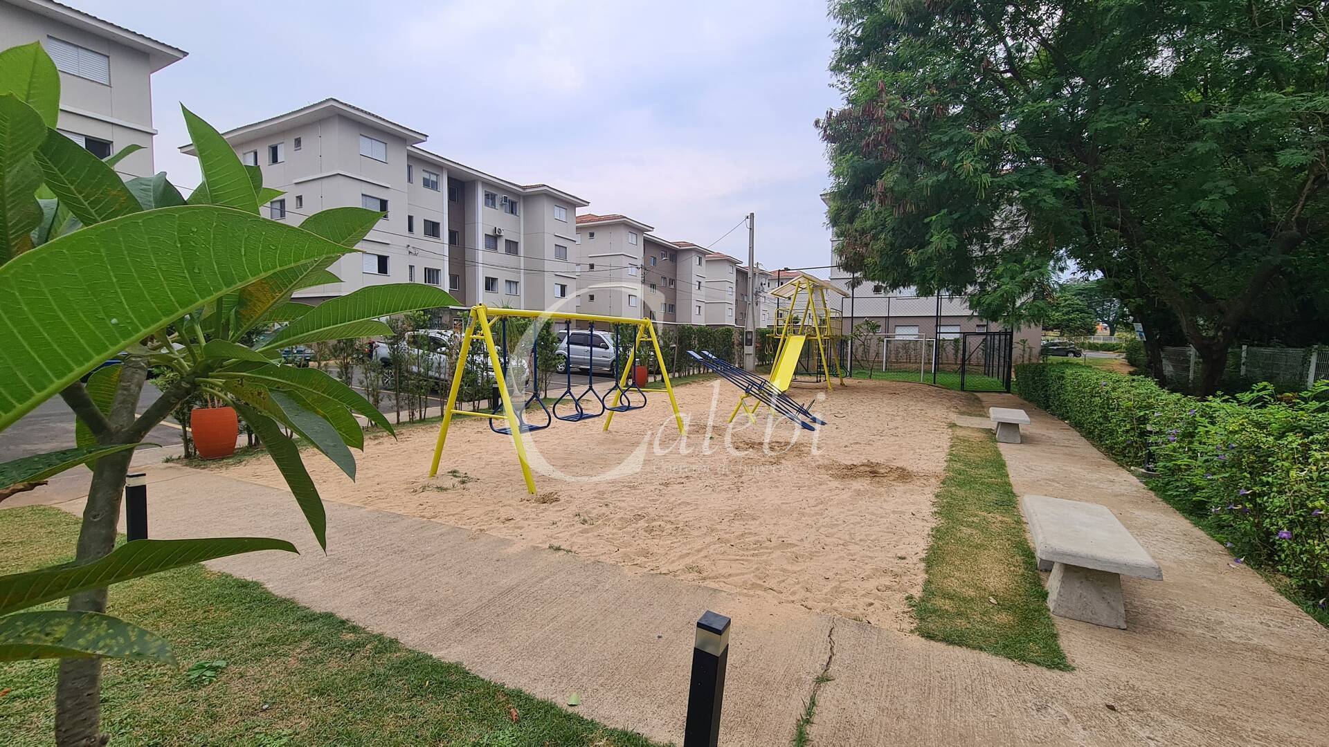 Apartamento à venda com 2 quartos, 47m² - Foto 15