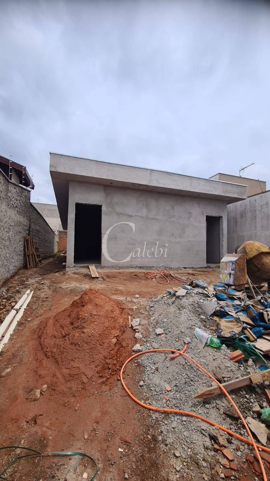 Casa à venda com 1 quarto, 60m² - Foto 9
