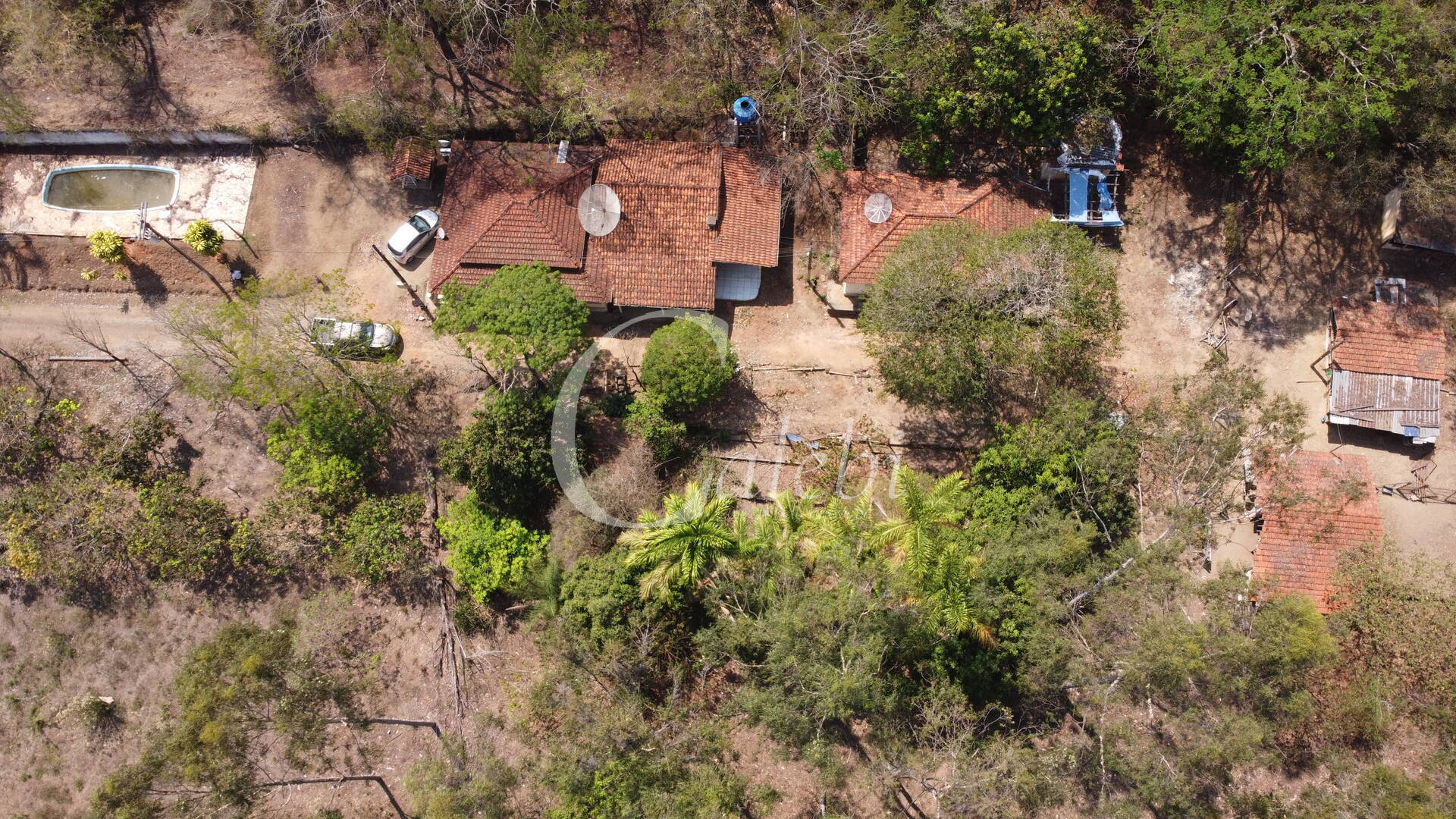 Sítio à venda com 2 quartos, 2m² - Foto 1