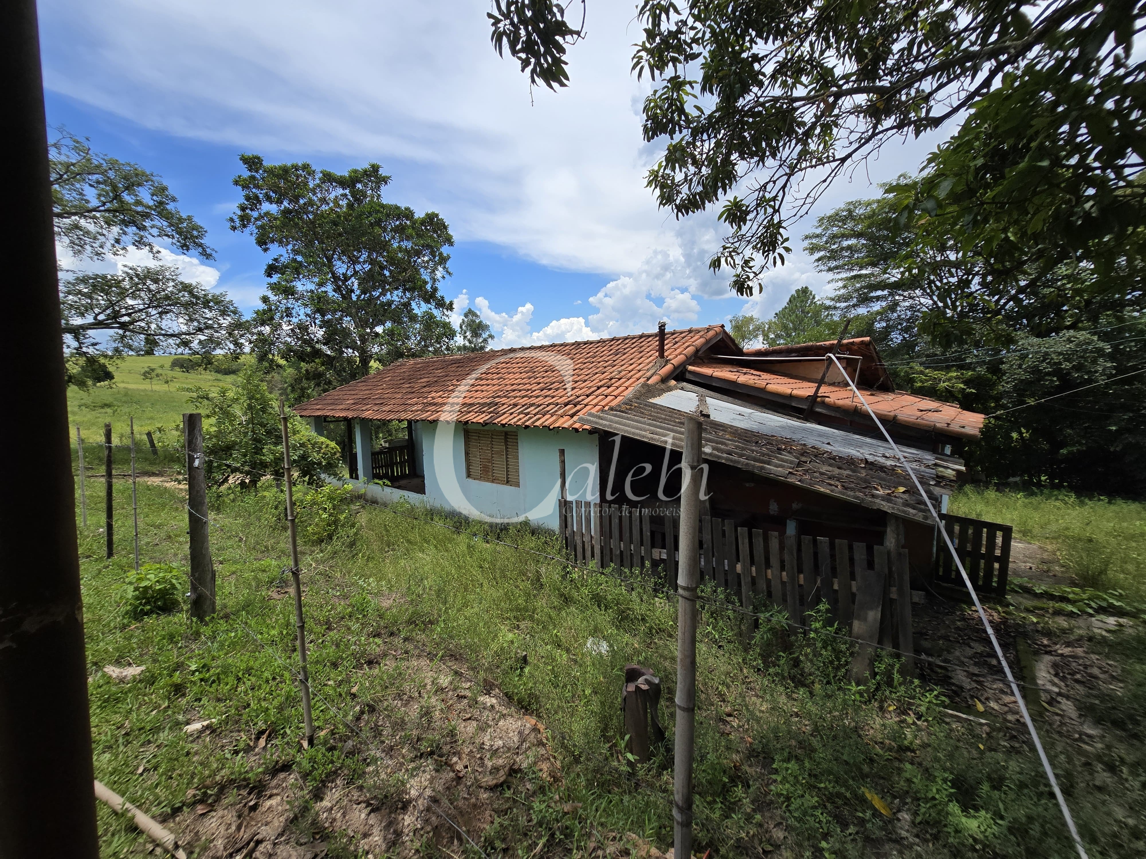 Sítio à venda com 3 quartos, 11m² - Foto 26