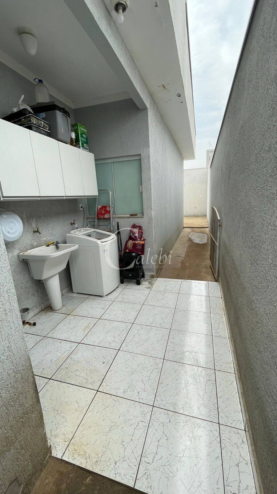 Casa à venda com 2 quartos, 57m² - Foto 8