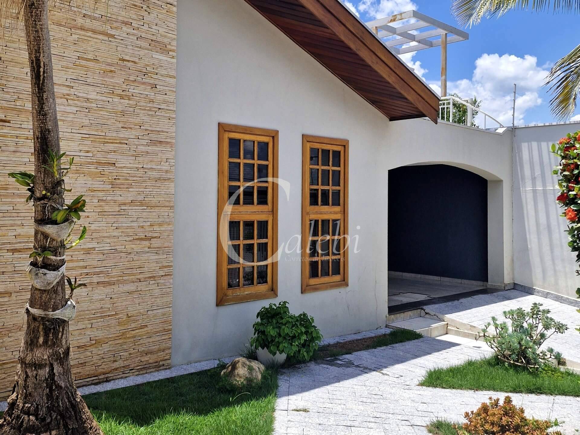 Casa, 3 quartos, 172 m² - Foto 1