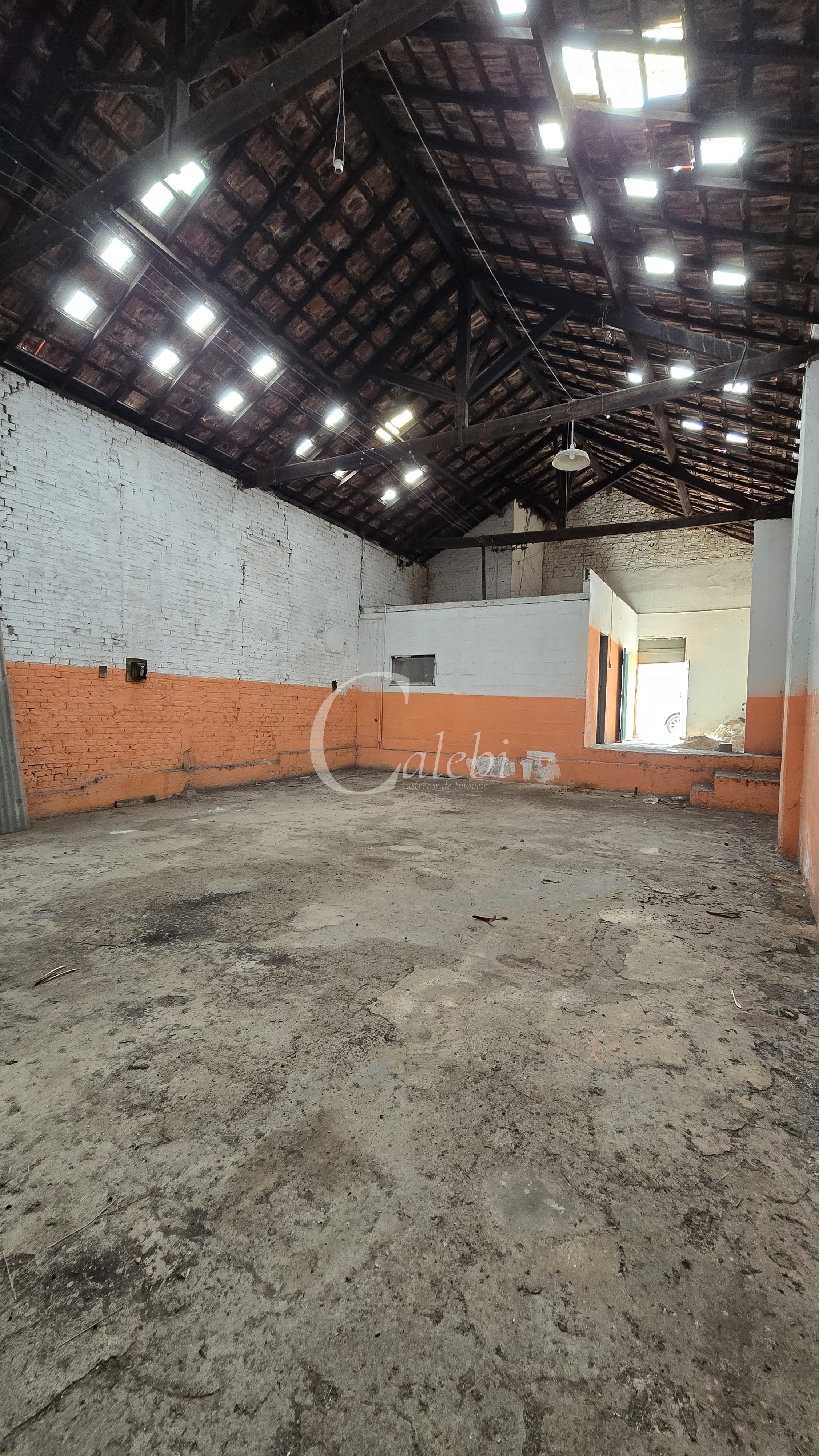 Loja-Salão para alugar, 160m² - Foto 1