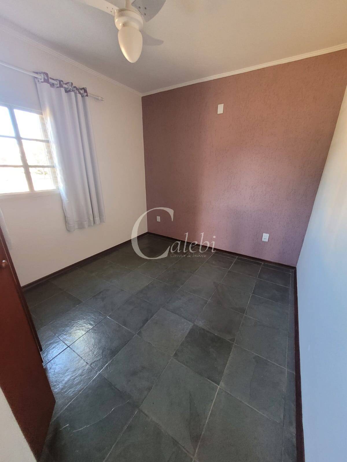 Casa à venda com 4 quartos, 230m² - Foto 11
