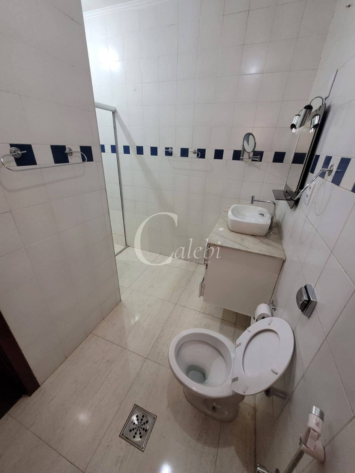 Casa à venda com 4 quartos, 230m² - Foto 16