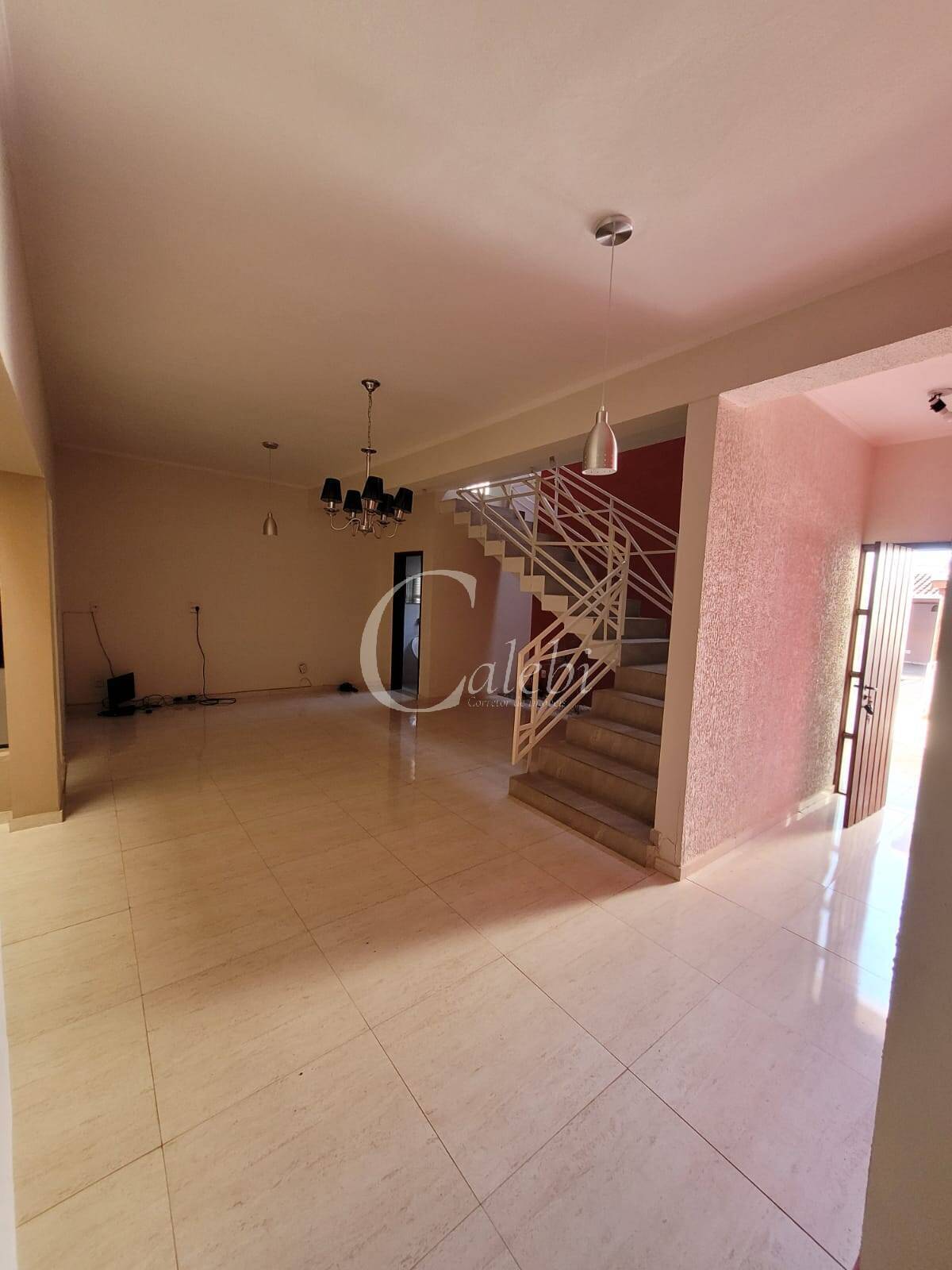 Casa à venda com 4 quartos, 230m² - Foto 27