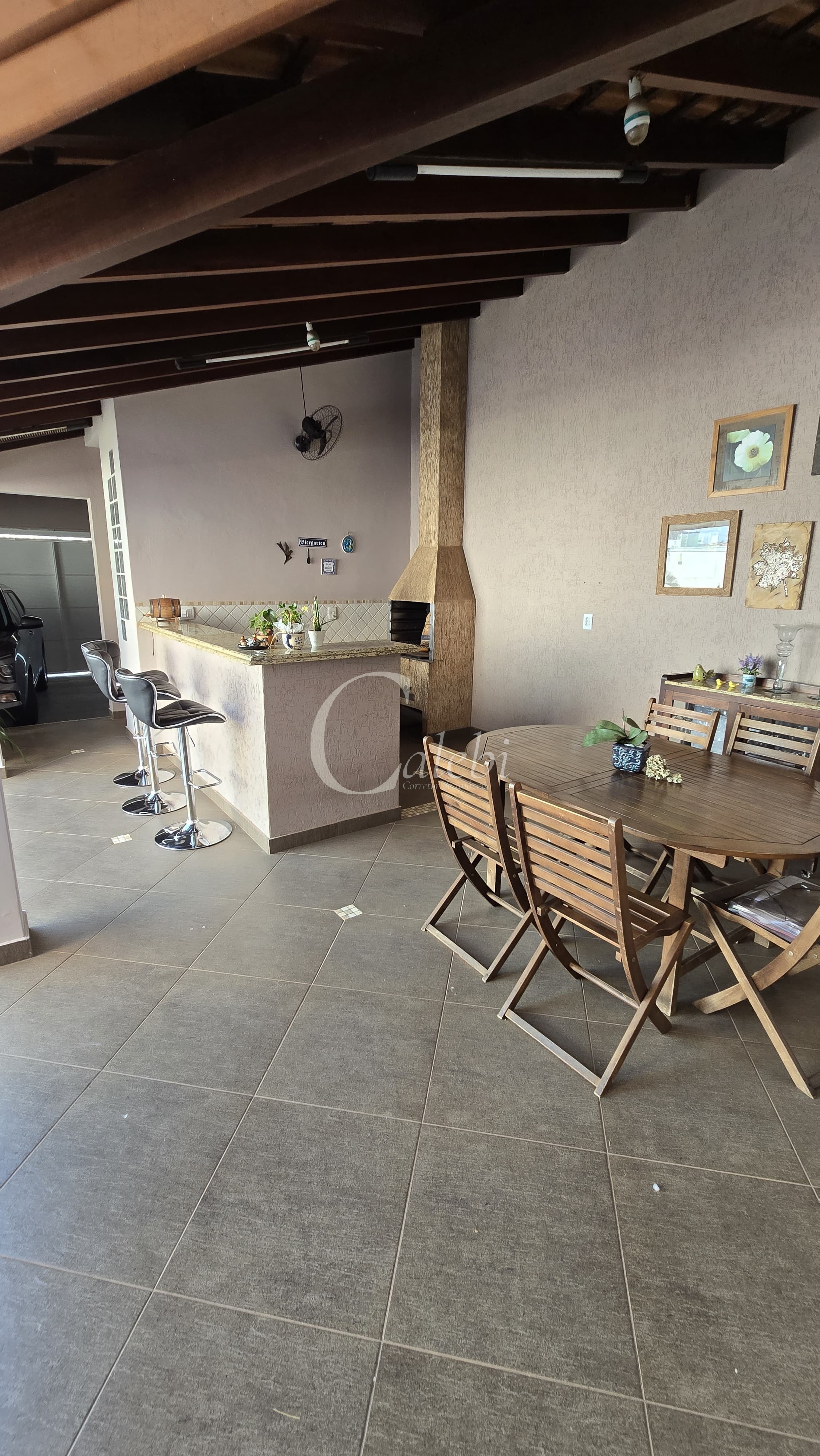 Casa à venda com 3 quartos, 217m² - Foto 5