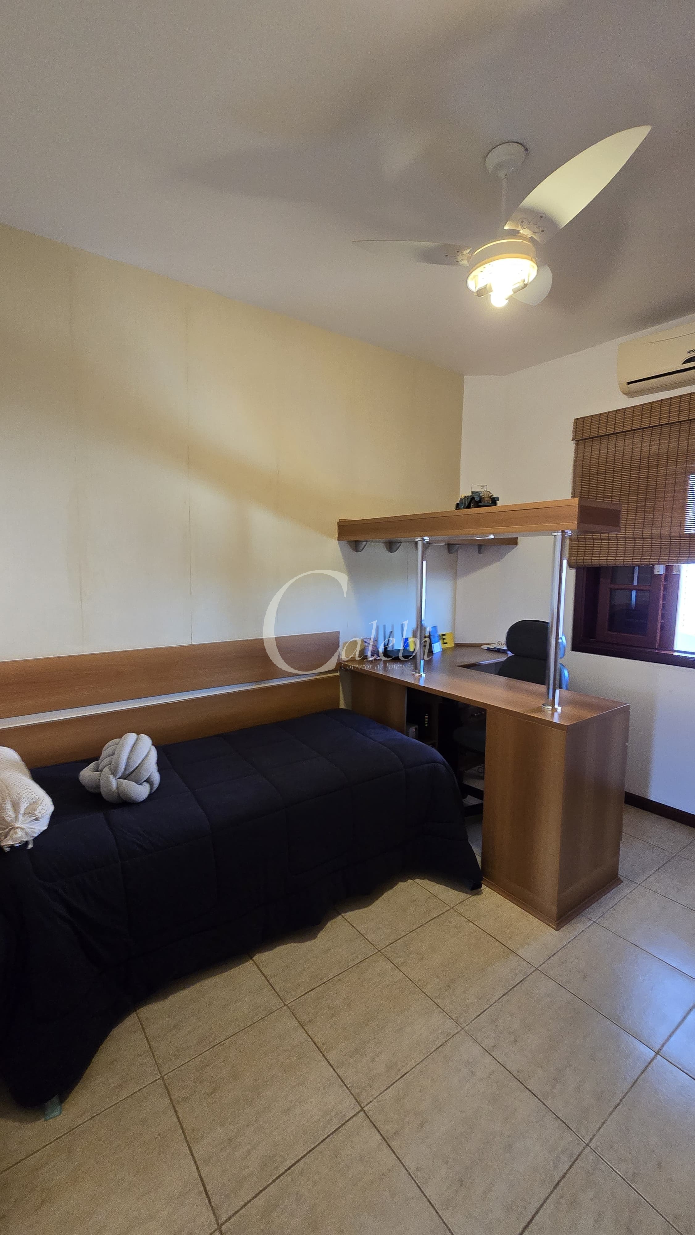 Casa à venda com 3 quartos, 217m² - Foto 16