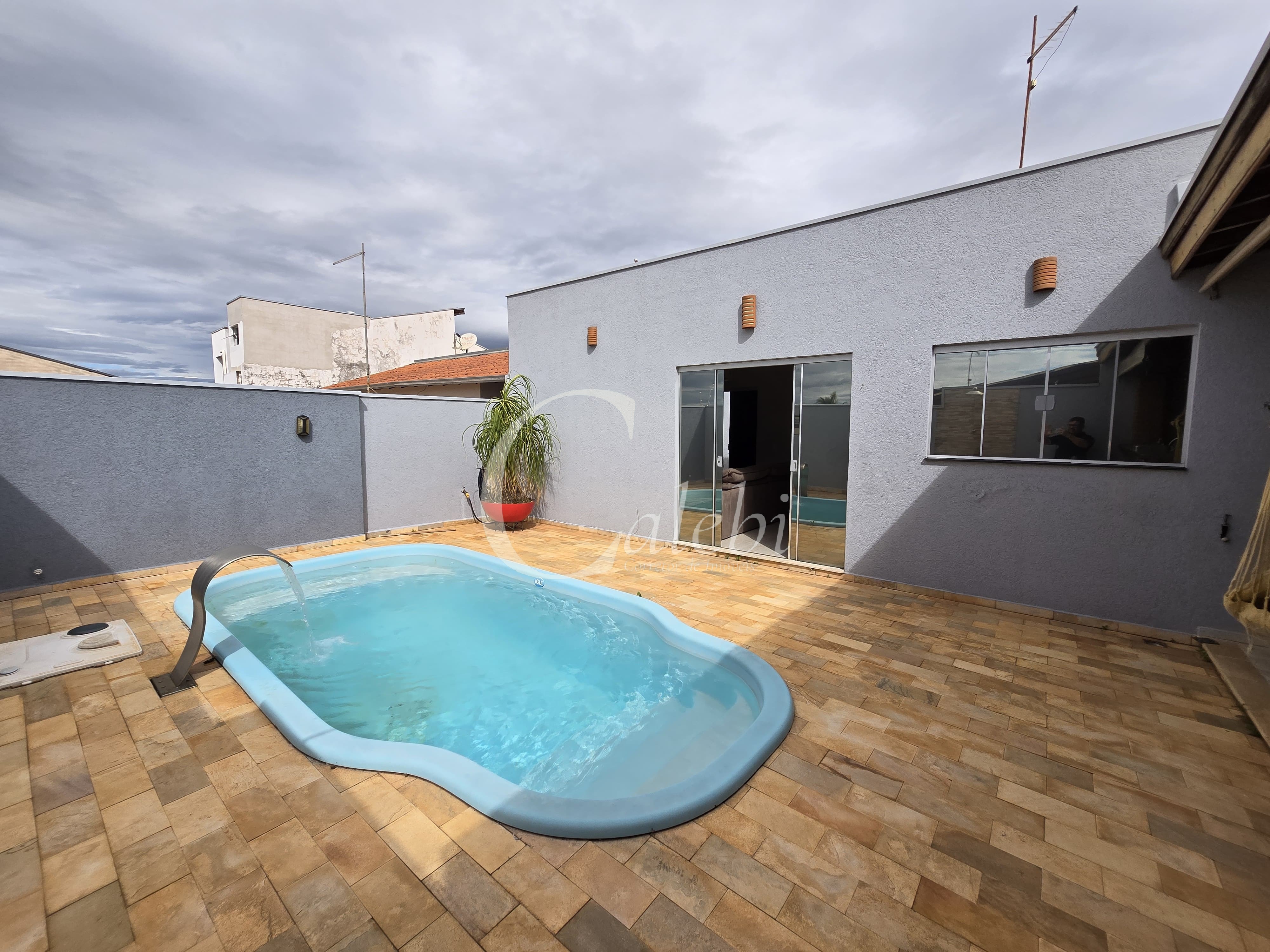 Casa à venda com 3 quartos, 125m² - Foto 11