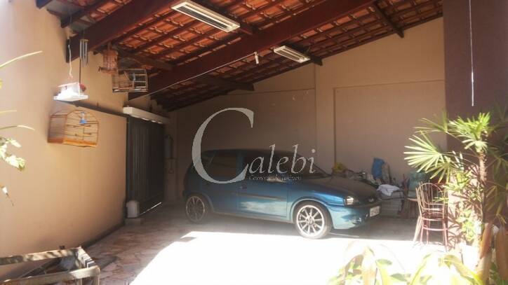 Casa, 5 quartos, 207 m² - Foto 1